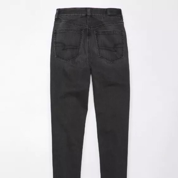 AE Stretch Curvy Black Mom Jean - Picture 5 of 11